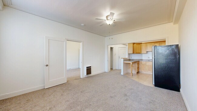 920 Fulton St San Francisco, CA 94117 photo 2