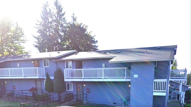 Cascade Station photo 5
