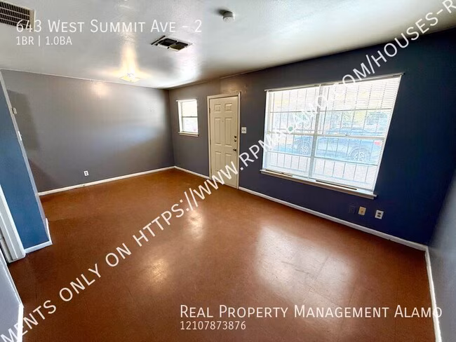 643 W Summit Ave. San Antonio, TX 78212 photo 4