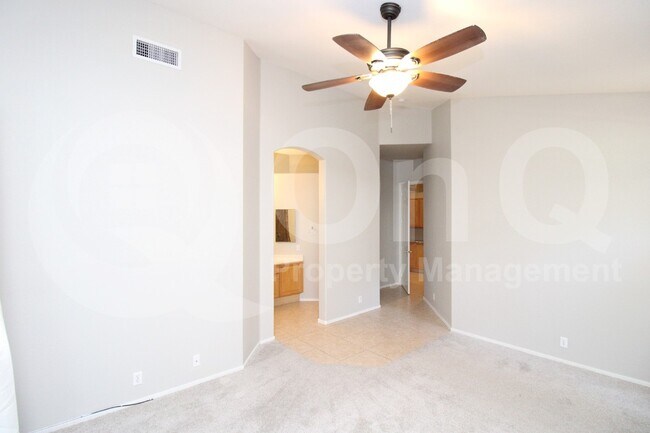 5997 W Aurora Dr Glendale, AZ 85308 photo 4
