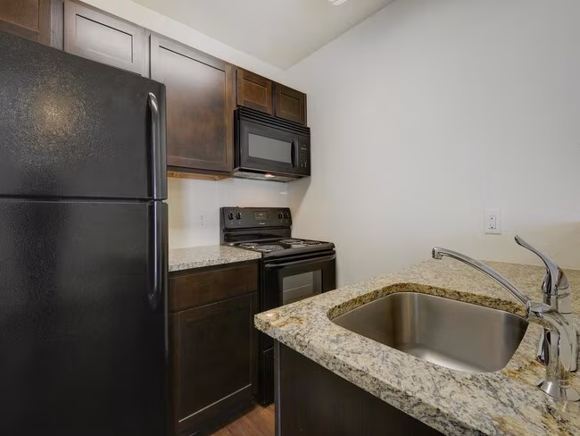 2512 Durwood photo 4