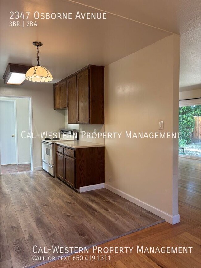 2347 Osborne Ave Santa Clara, CA 95050 photo 4