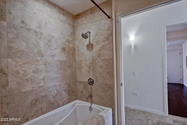 7131 E Rancho Vista Dr Scottsdale, AZ 85251 photo 3