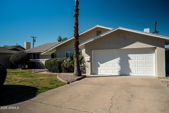 3312 S VENTURA Drive photo 2