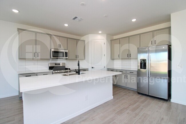 22880 E Roundup Way Queen Creek, AZ 85142 photo 3