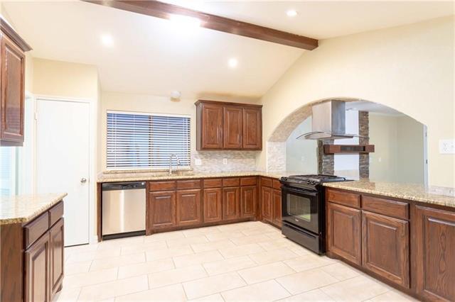 310 Overland Drive, Garland, TX 75040 photo 5