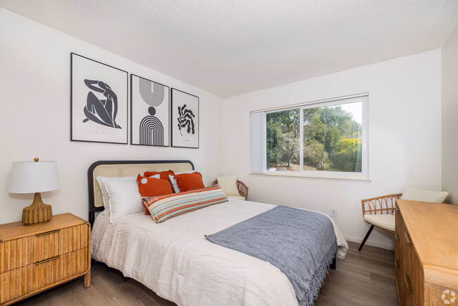 Westridge at Hilltop Apartments photo 3