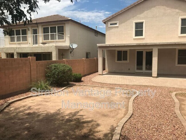 18175 W Smokey Dr Surprise, AZ 85388 photo 5