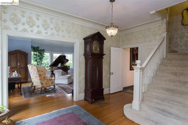 16 Craig Ave Piedmont, CA 94611 photo 4