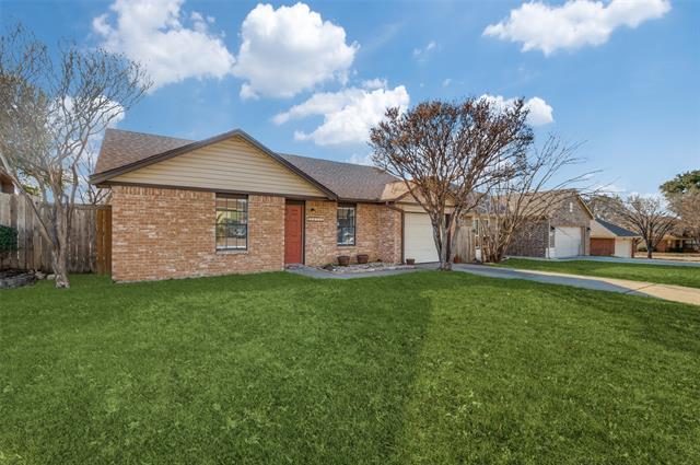 10145 Lone Eagle Drive, Fort Worth, TX 76108 photo 2