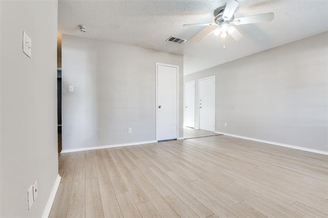 10145 Lone Eagle Drive, Fort Worth, TX 76108 photo 4