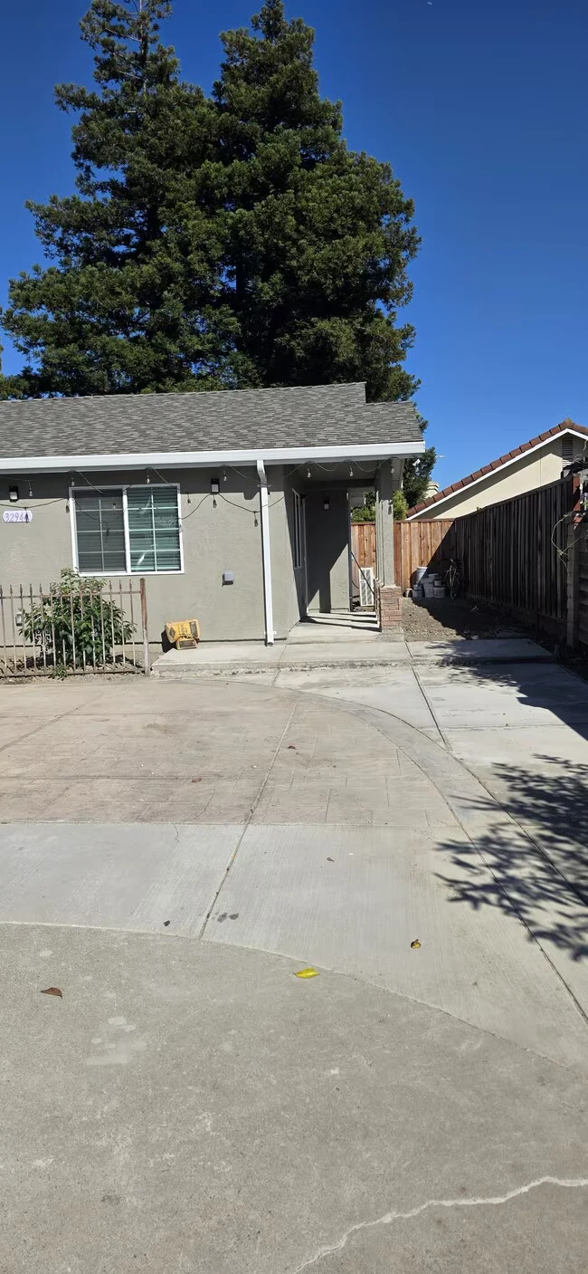 32944 Bluebird Loop Fremont, CA 94555 photo 4