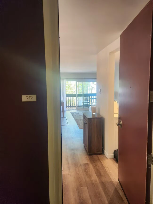 316 N El Camino Real San Mateo, CA 94401 photo 3
