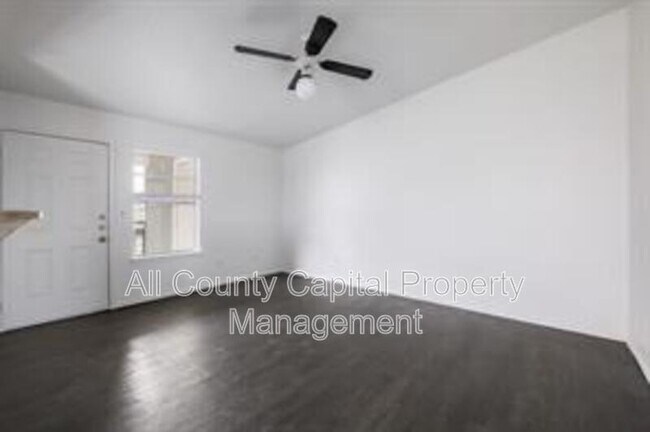8503 Colony Loop Dr Austin, TX 78724 photo 3