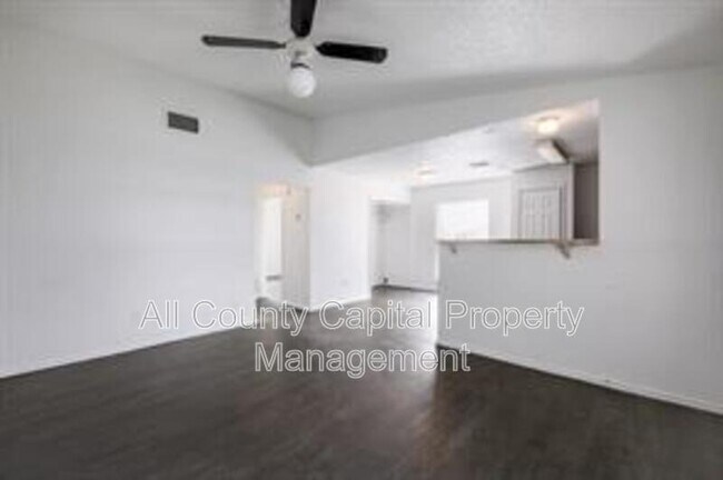 8503 Colony Loop Dr Austin, TX 78724 photo 4