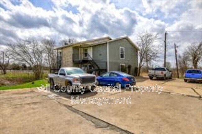 8503 Colony Loop Dr Austin, TX 78724 photo 2