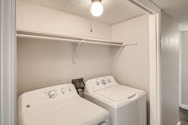 Morgan Apartments photo 5