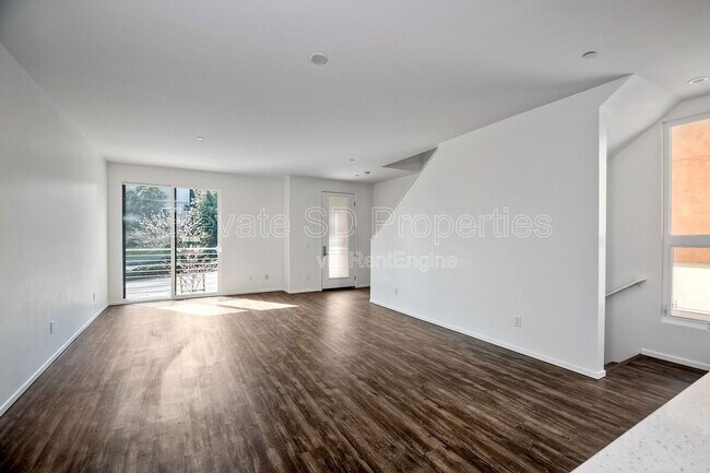 2868 C St San Diego, CA 92102 photo 5