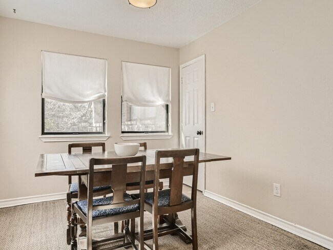 1404 Norwalk Ln Austin, TX 78703 photo 5