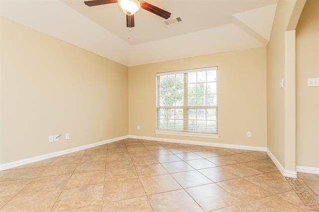 7664 Hollow Point Dr Fort Worth, TX 76123 photo 3