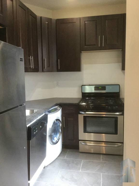 545 W 148th St New York, NY 10031 photo 4