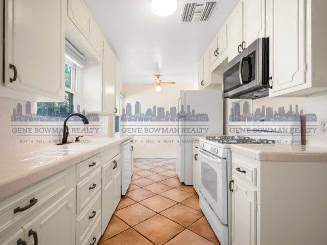 6129 Pembroke Dr San Diego, CA 92115 photo 4