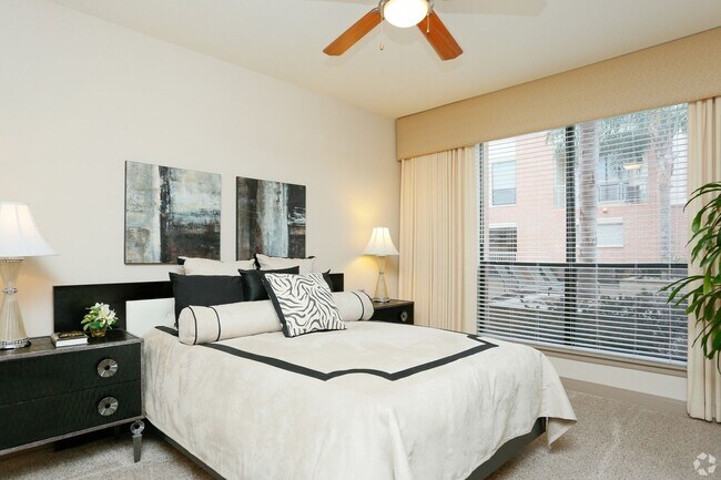 2691 Westerland Drive, Houston, TX 77063 photo 4