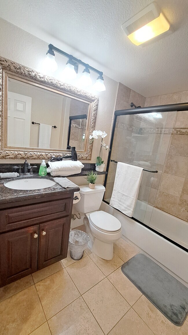 3987 Nobel Dr San Diego, CA 92122 photo 4