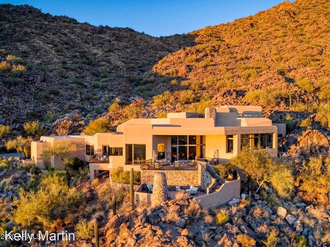 5810 E Cholla Ln Paradise Valley, AZ 85253