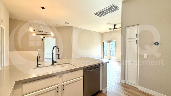 1350 S Greenfield Rd Mesa, AZ 85206 photo 5