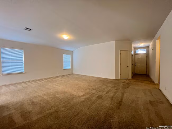 530 Coral Harbor San Antonio, TX 78251 photo 5