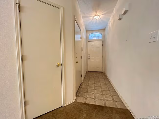 530 Coral Harbor San Antonio, TX 78251 photo 3