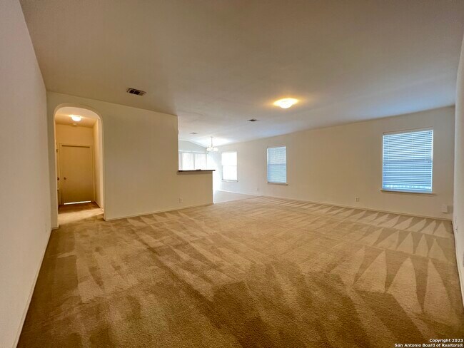 530 Coral Harbor San Antonio, TX 78251 photo 4