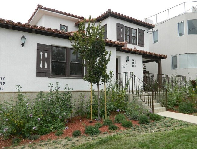 3035 Lawrence Street, San Diego, CA 92106 photo 2