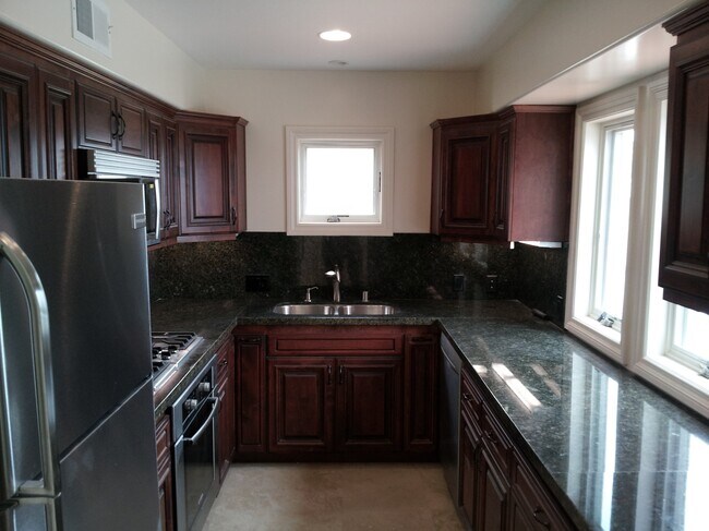 3035 Lawrence Street, San Diego, CA 92106 photo 5