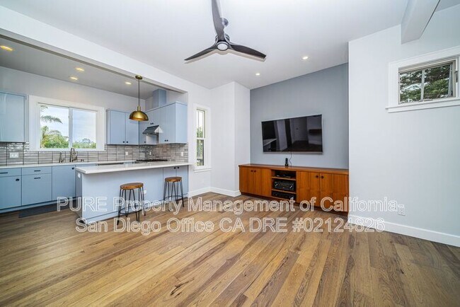 1468 Hunsaker St Oceanside, CA 92054 photo 5