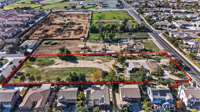 41866 Magnolia St Murrieta, CA 92562 photo 3