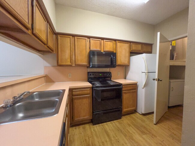 2901 San Jacinto Blvd Austin, TX 78705 photo 4