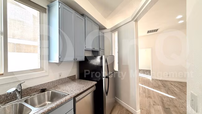 18019 N 40th Pl Phoenix, AZ 85032 photo 5