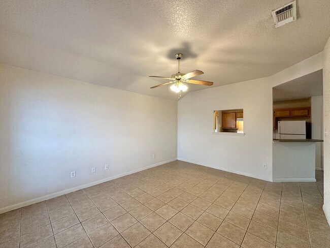 1111 Cinch Dr Killeen, TX 76549 photo 3