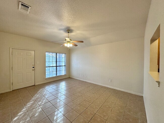 1111 Cinch Dr Killeen, TX 76549 photo 5