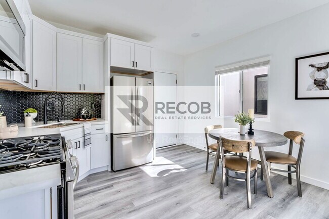 4506 Moraga Ave San Diego, CA 92117 photo 3