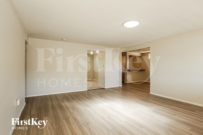 13249 N 14th Dr Phoenix, AZ 85029 photo 4