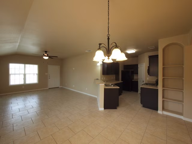 4608 Cambridge Dr Killeen, TX 76549 photo 4