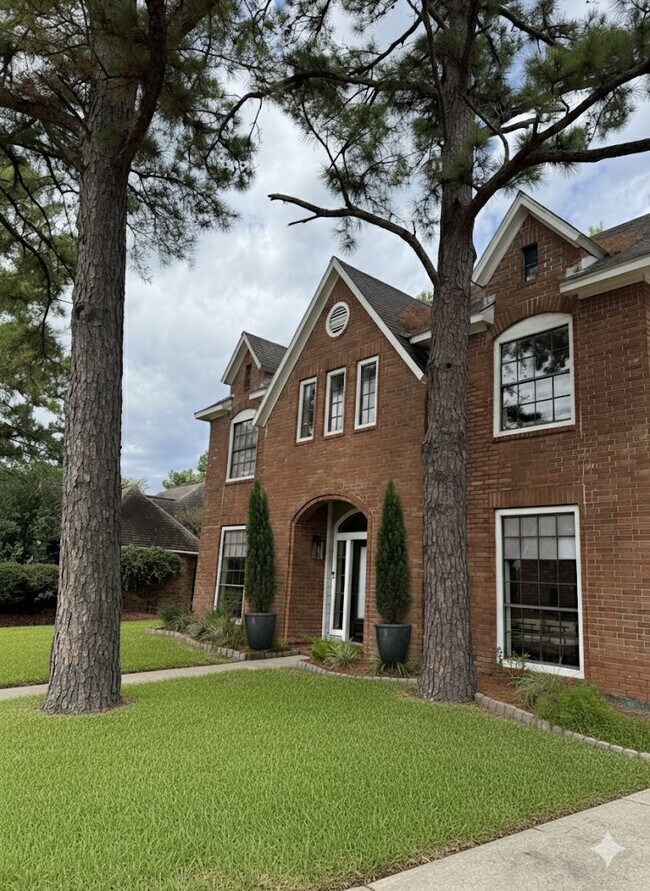 16906 Scenic Lakes Way, Houston, TX 77095 photo 3