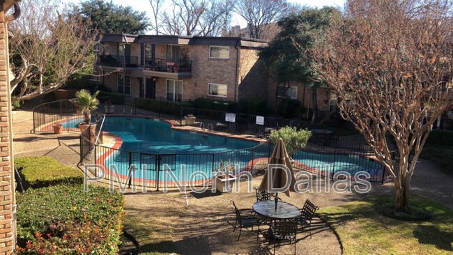 7904 Royal Ln Dallas, TX 75230 photo 2