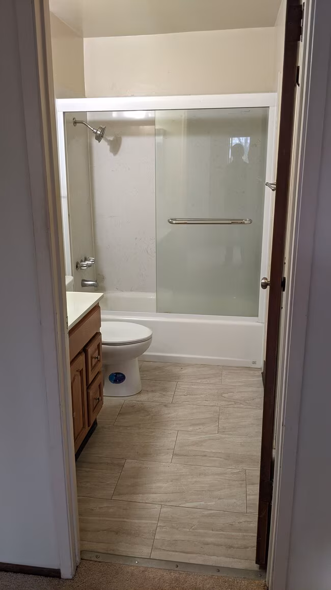 2762 Grove Way, Castro Valley, CA 94546 photo 5
