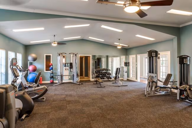 Signature Point Apartment Homes photo 4