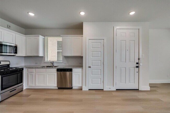 7636 Resting Mews, North Richland Hills, TX 76182 photo 4