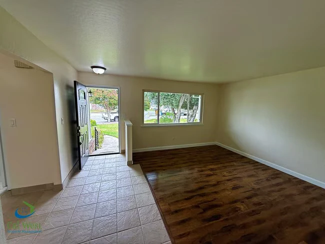 1370 Fernwood Ln Gilroy, CA 95020 photo 4